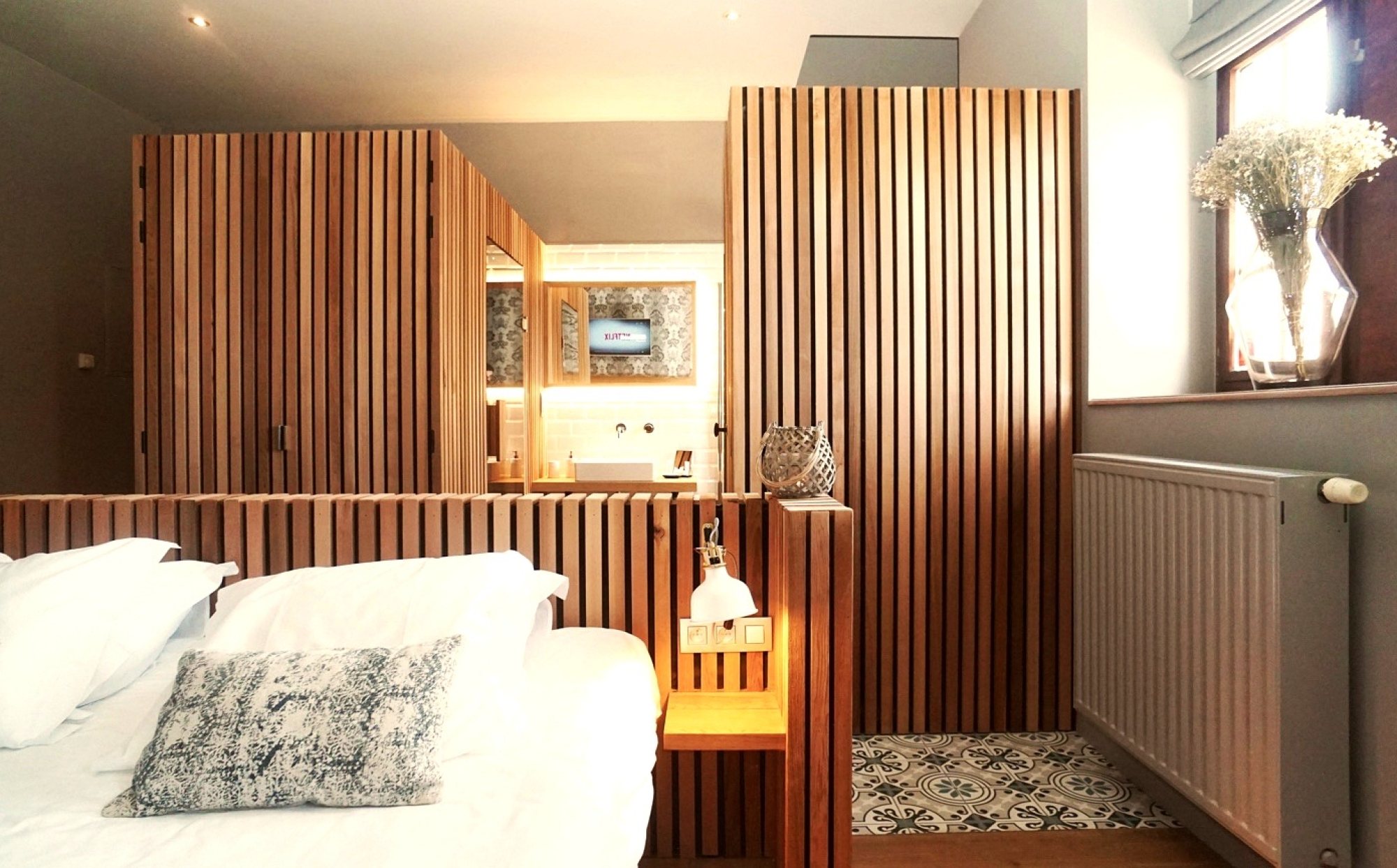 CEDAR SUITE